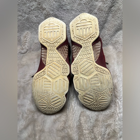 Nike Lebron 13 XIII  Sz 7 Youth Bronze Team Red - Picture 5 of 8